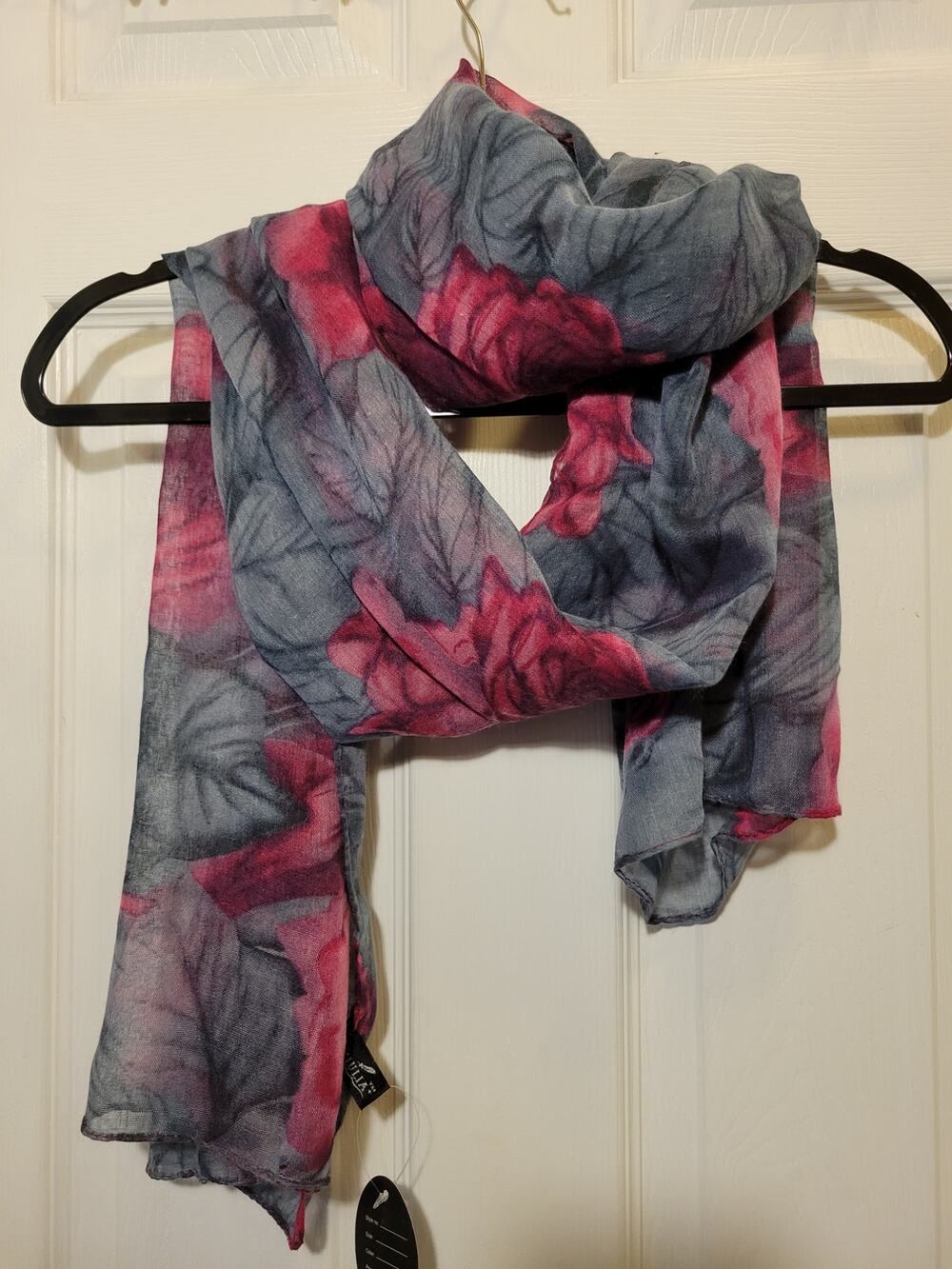 NWT Julia Scarf Roses on Gray Floral Background 70in X 25in
